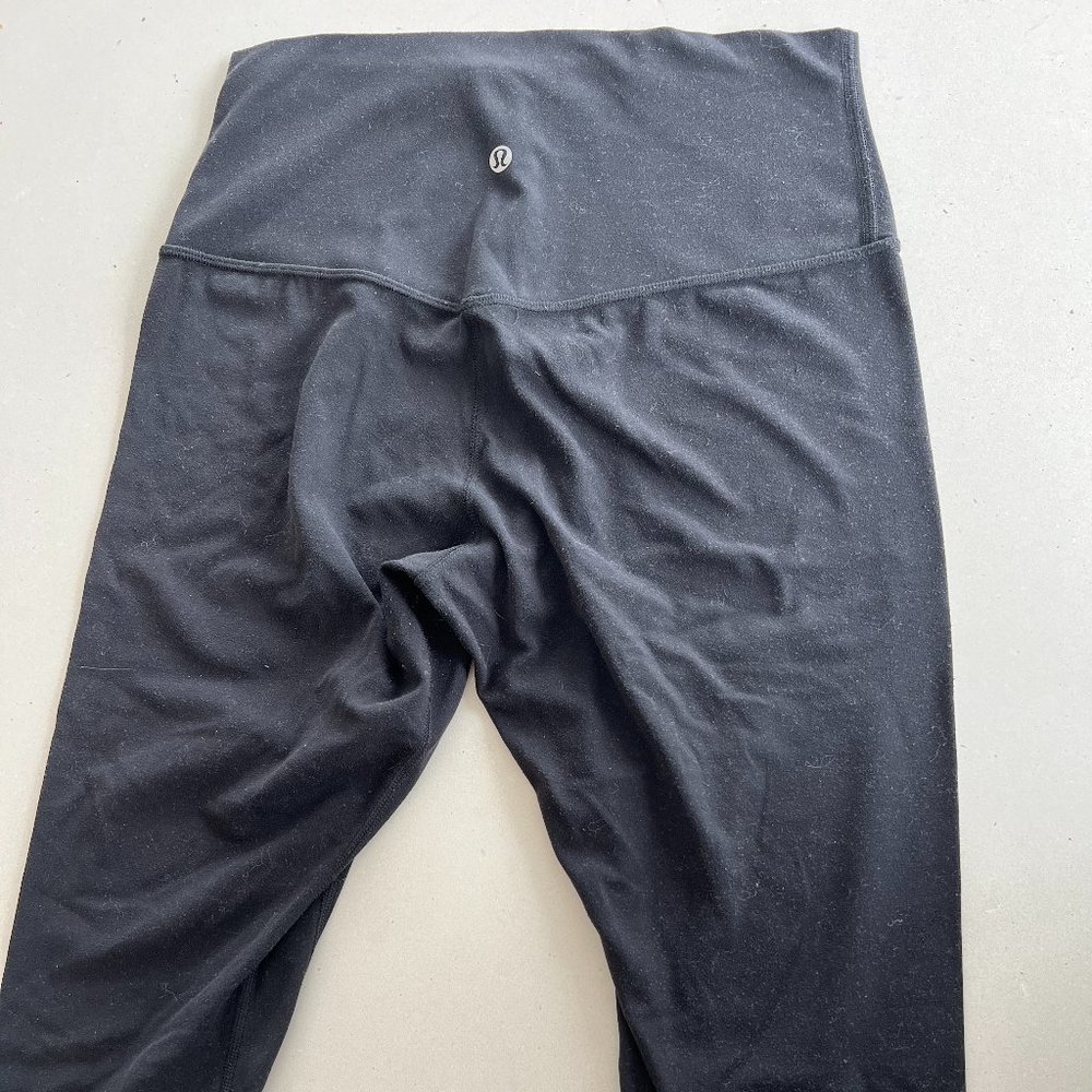 Lululemon Align Pant 21" (Black) (Size 8)